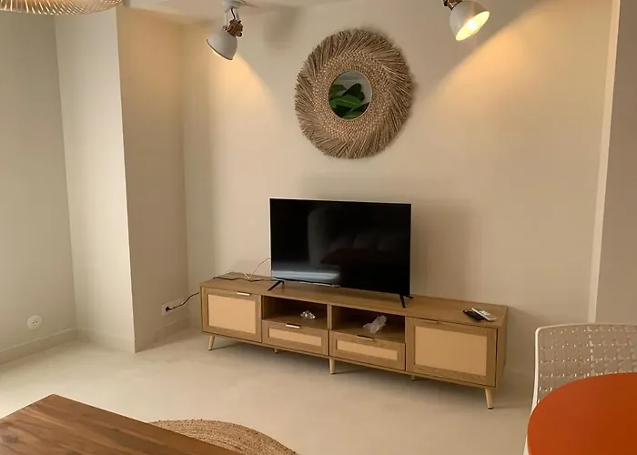 Gili Air, Les Halles Et Les Grands Buffets Apartment
